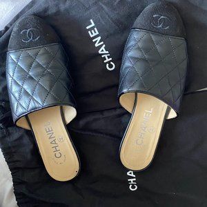 Chanel Lambskin Suede Quilted Mules 35 Black